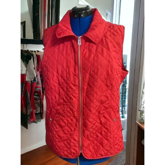 NWT - CHRISTOPHER & BANKS Women's Red Vest with Front Zip Size: M - Picture 1 of 7